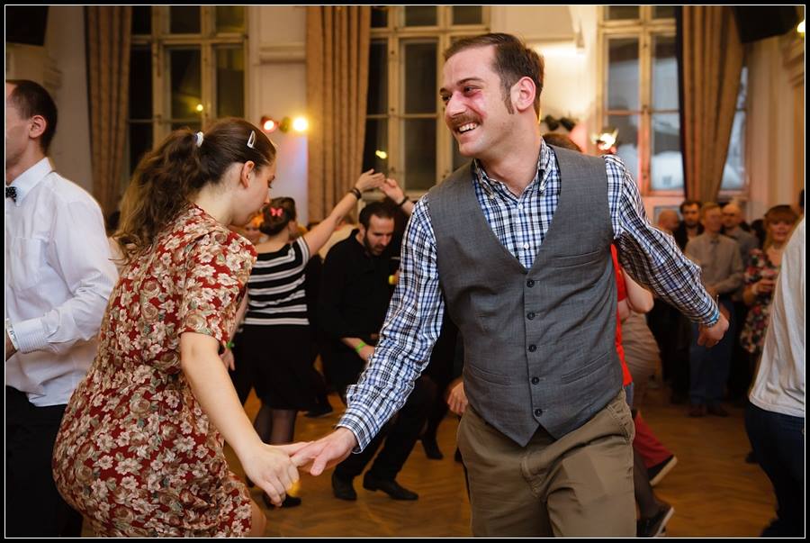 Στο ετήσιο φεστιβάλ Dragon Swing που διεξάγεται στην Κρακοβία της Πολωνίας.